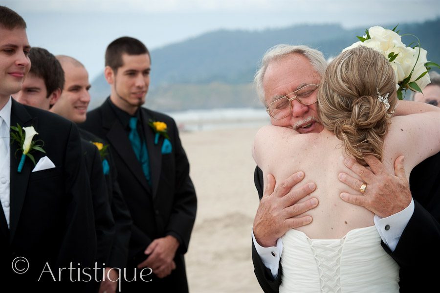 Canon_Beach_Haystack_Garden_Wedding_Artistique05