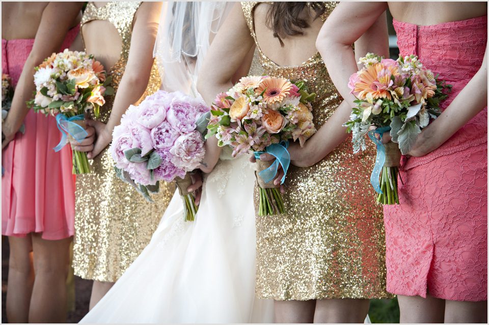bride and bridesmaids bouquets